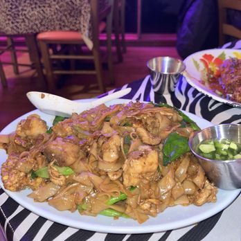 Night + Market Sahm - Thai Near Me - Venice, California