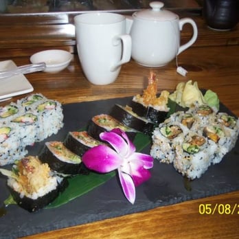 Hachi - COOKED MAKI  -  shrimp tempura / California / eel-avocado - Sushi Bars Near Me - Chalfont, Pennsylvania