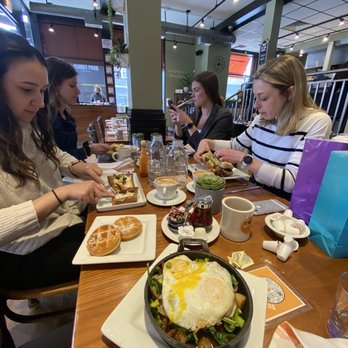 Stax Cafe - Indoor - Breakfast & Brunch Near Me - Chicago, Illinois