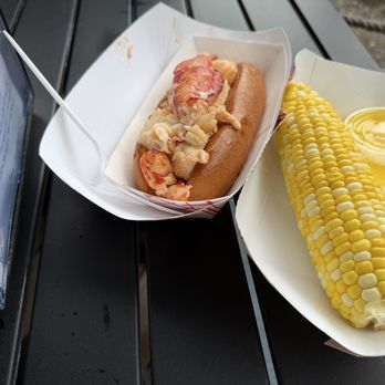 Travelin Lobster - Seafood Near Me - Bar Harbor, Maine