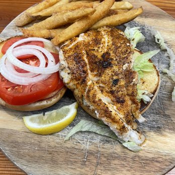Lightsey's Restaurant - Seafood Near Me - Okeechobee, Florida