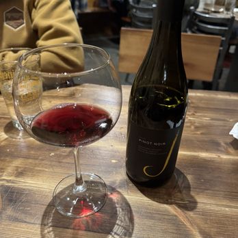 Tomi Thai Restaurant - J Pinot Noir 2022 - Thai Near Me - Windsor, California Tomi Thai Restaurant - J Pinot Noir 2022 - Thai Near Me - Windsor, California