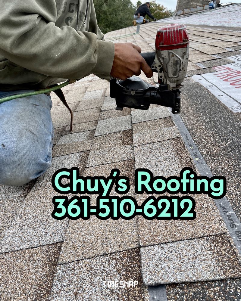 Slide of Chuy's Roofing