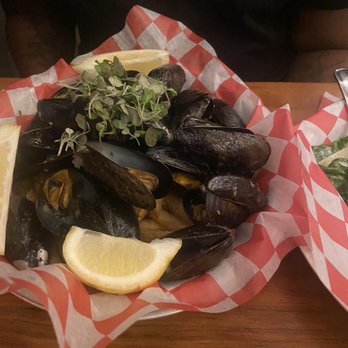 Red Hook Lobster Pound - Seafood Near Me - Brooklyn, New York Red Hook Lobster Pound - Seafood Near Me - Brooklyn, New York