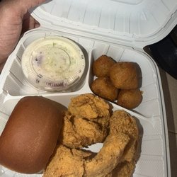 La Brea Seafood - Red Snapper Lunch (3 Pieces)