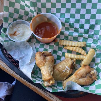 Flanagan's Ale House - Naked wings with Buffalo Wings (10 pc) - Pubs Near Me - Louisville, Kentucky Flanagan's Ale House - Naked wings with Buffalo Wings (10 pc) - Pubs Near Me - Louisville, Kentucky