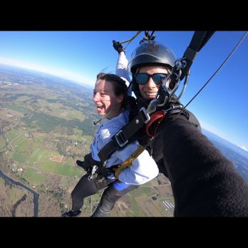 Pacific Northwest Skydiving Center - Skydiving Near Me - Mulino, Oregon