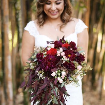 Irises Designs - Floral Designers Near Me - Rancho Cucamonga, California Irises Designs - Floral Designers Near Me - Rancho Cucamonga, California