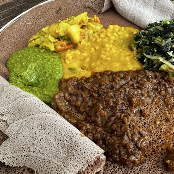 Desta Ethiopian Cafe - Veggie combo plate - Ethiopian Near Me - Oakland, California Desta Ethiopian Cafe - Veggie combo plate - Ethiopian Near Me - Oakland, California
