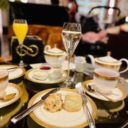 Clockwork Champagne & Cocktails - Scones! Highl yea
