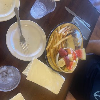 Farmhouse Restaurant - Fruit and fries with lunch platters - American Near Me - Benson, Arizona Farmhouse Restaurant - Fruit and fries with lunch platters - American Near Me - Benson, Arizona