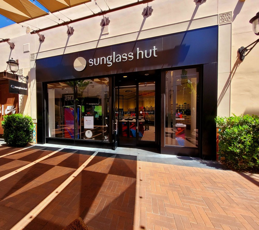 SUNGLASS HUT Updated July 2024 10 Photos & 56 Reviews 670