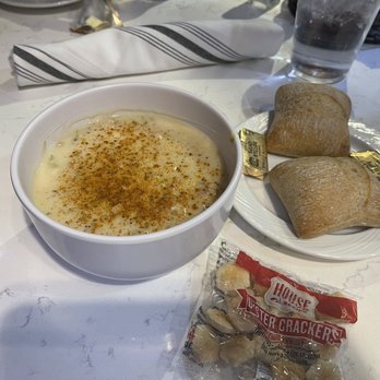 The Oyster Bar - Bars Near Me - Stateline, Nevada