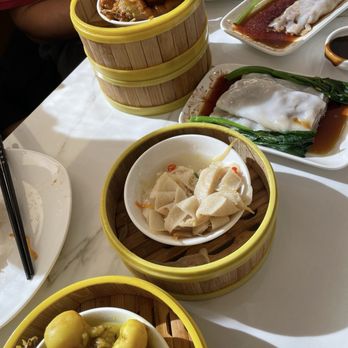 D Cuisine - 09. Baby Cuttle Fish with Curry Sauce 16. Chicken FeetChicken - Dim Sum Near Me - Westmont, Illinois