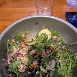 This is the Thai Peanut bowl with salmon, it also has big pieces of radishes and cucumbers, so good! This is the Thai Peanut bowl with salmon, it also has big pieces of radishes and cucumbers, so good!
