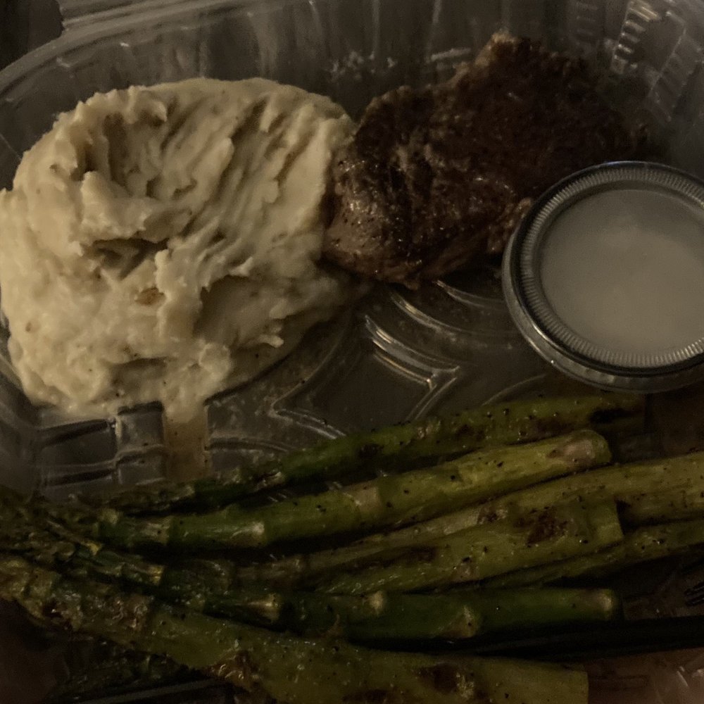 Chili's - My sirloin steak with mashed potatoes and asparagus! - American Near Me - Fenton, Missouri