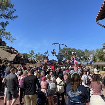 Adventureland - Parade in Adventureland - Amusement Parks Near Me - Orlando, Florida Adventureland - Parade in Adventureland - Amusement Parks Near Me - Orlando, Florida