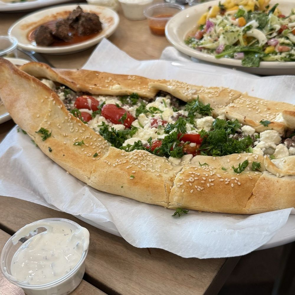 Turkish style pizza- Pide Turkish style pizza- Pide