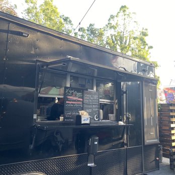 Resident - Food truck located right when you walk in - Cocktail Bars Near Me - Los Angeles, California