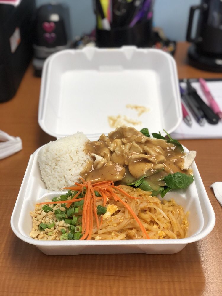 KHON KAEN THAI CAFE CLOSED 86 Photos & 85 Reviews Thai 5001 Auburn Way N, Auburn, WA