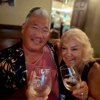 Sea Shell Cellars - Wine Tasting Room Near Me - Paso Robles, California