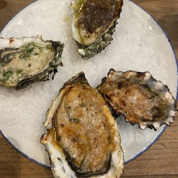 Oxbow Public Market - Baked oysters - Public Markets Near Me - Napa, California