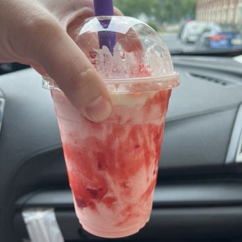 Figments In Sprinkles - Strawberry Daiquiri shake - Ice Cream & Frozen Yogurt Near Me - Elizabethtown, Pennsylvania