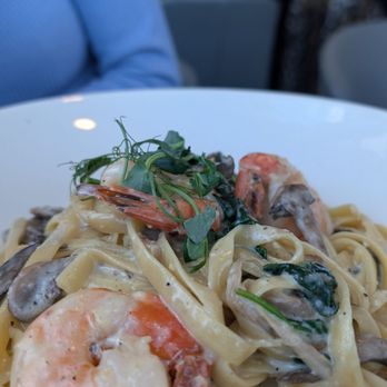 Lake House Restaurant - Mediterranean Near Me - Vineland, Ontario