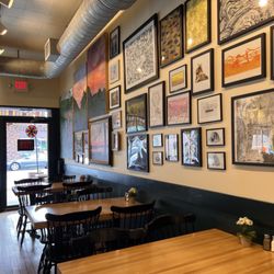 Gigi's Cafe - Dining room west side