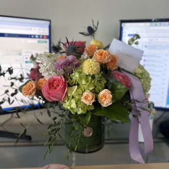 Pretty Blooms Flowers - Florists Near Me
