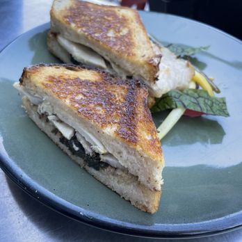 Pearl - Bocadillo - Bars Near Me - Petaluma, California Pearl - Bocadillo - Bars Near Me - Petaluma, California