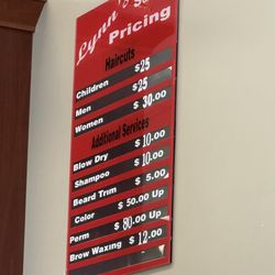 Lynn's Hair Salon