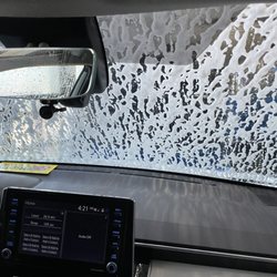 Hippo Car Wash - Car wash time.