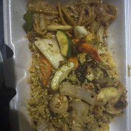 This is a mix. We have to take some home so this is noodles with some vegetables and rice. This is a mix. We have to take some home so this is noodles with some vegetables and rice.