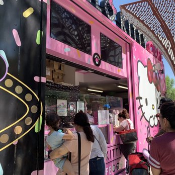 Hello Kitty Cafe - Desserts Near Me - Las Vegas, Nevada