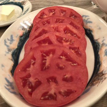 Peter Luger - Sliced tomatoes - Steakhouses Near Me - Brooklyn, New York Peter Luger - Sliced tomatoes - Steakhouses Near Me - Brooklyn, New York