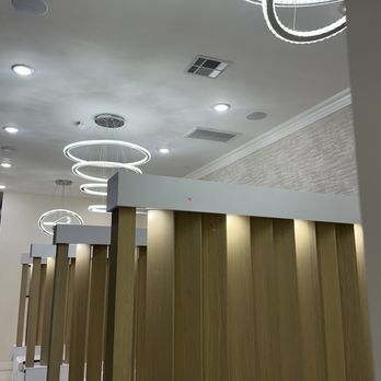 Lashes De Anna - Lash room #2 - Makeup Artists Near Me - Burbank, California Lashes De Anna - Lash room #2 - Makeup Artists Near Me - Burbank, California
