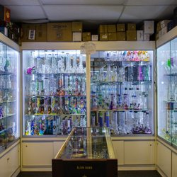 Owatonna Smoke Shop - Glass Pipe Selection
