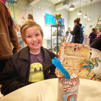 The Creekside Scoop - Ice cream sundae - Ice Cream & Frozen Yogurt Near Me - Cross Plains, Wisconsin