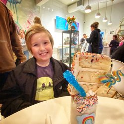 The Creekside Scoop - Ice cream sundae