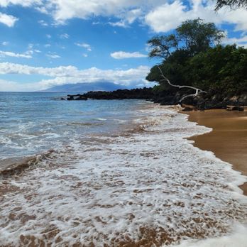 Maluaka Beach - View - Beaches Near Me - Kihei, Hawaii
