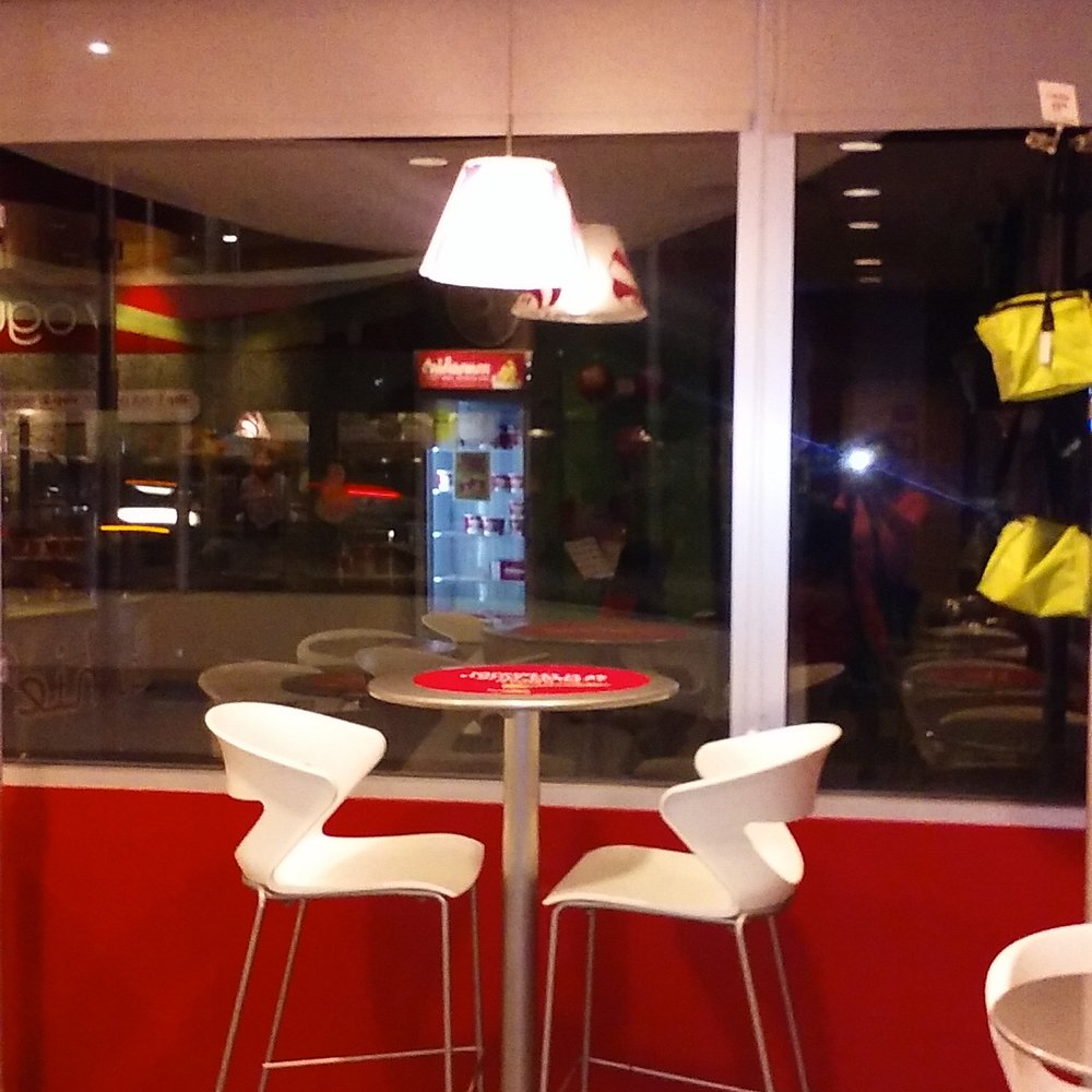 Menchie's - Ice Cream & Frozen Yogurt Near Me - El Cajon, California