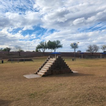 Cosmo Dog Park - Play area - Dog Parks Near Me - Gilbert, Arizona