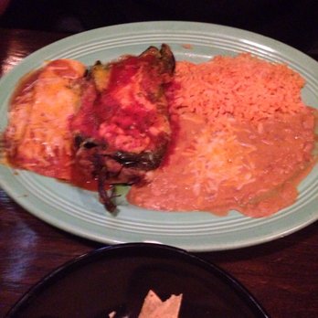 Avocados - Chile relleno and enchilada Combination plate $11.50 - Mexican Near Me - Bradenton, Florida