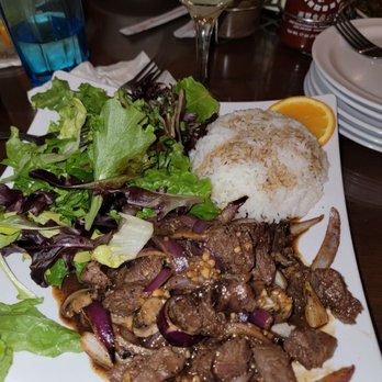 Fusion Restaurant & Bar - Filet minon mmmmmm - Vietnamese Near Me - Riverside, California