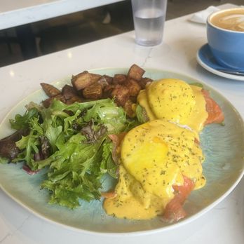 A Corner Cafe - Smoked Salmon Benny - Cafes Near Me - Markham, Ontario