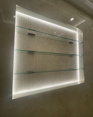 V-Y Glass and Mirror Services by null