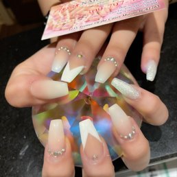 Done by Le Done by Le
