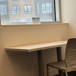 St. Louis County Library - Mid-County Branch - Quiet area desk with view of apartments on Maryland Ave