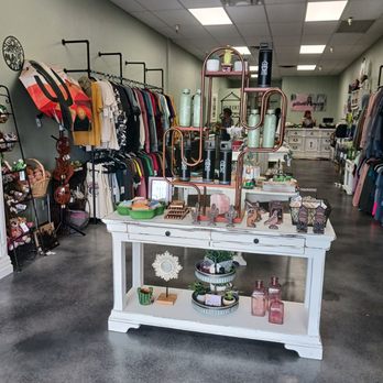 Gilbert Made - Entrance - Printing Services Near Me - Gilbert, Arizona Gilbert Made - Entrance - Printing Services Near Me - Gilbert, Arizona